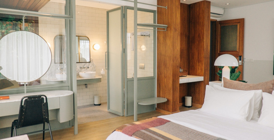 The House Tour Hotel